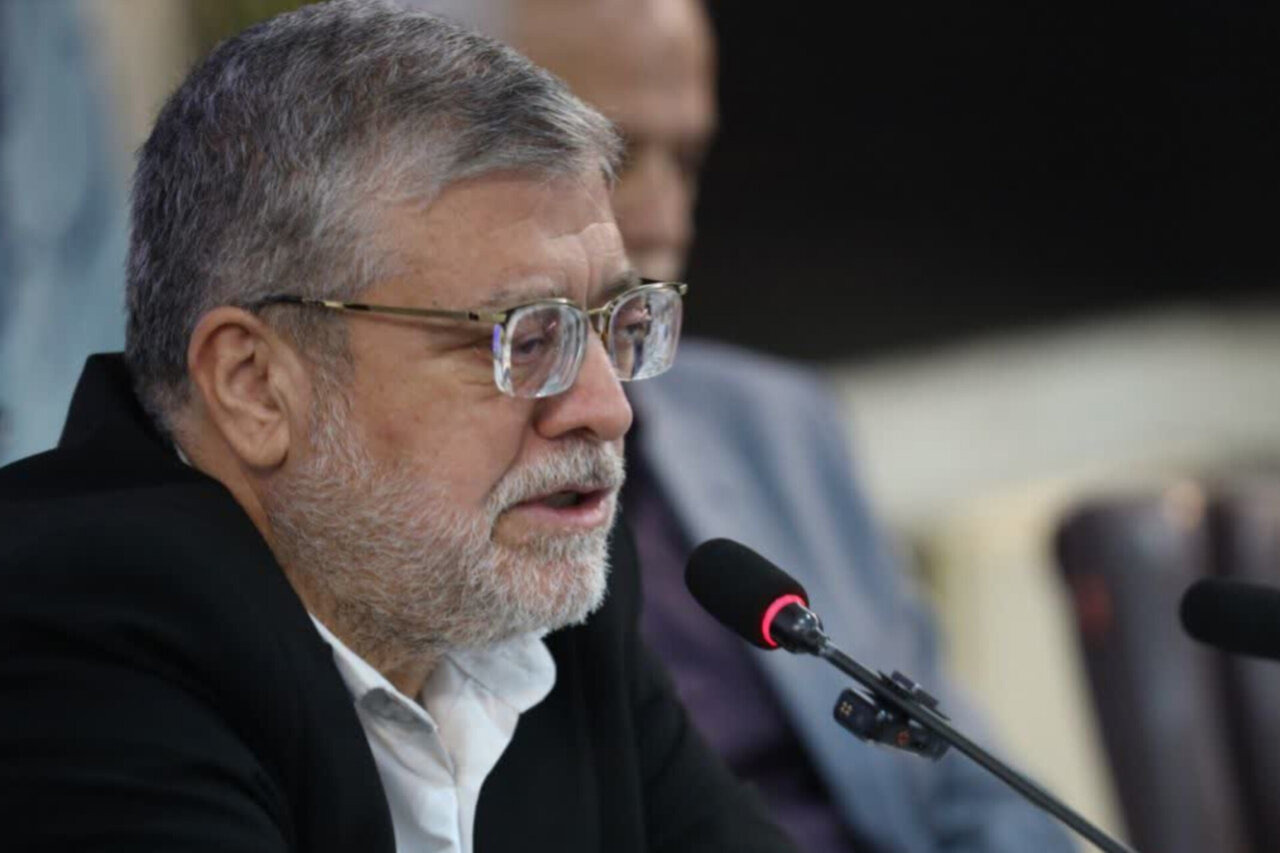 شهردار مشهد: حقوقم ۵۵ میلیون است