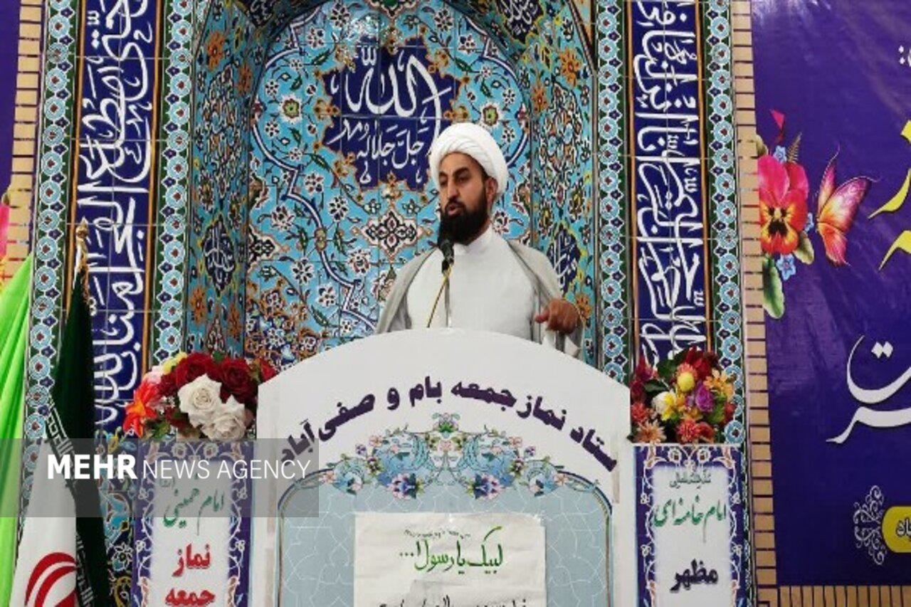 احداث استخر و سالن‌های ورزشی اختصاصی مطالبه مردم بام و صفی‌آباد است