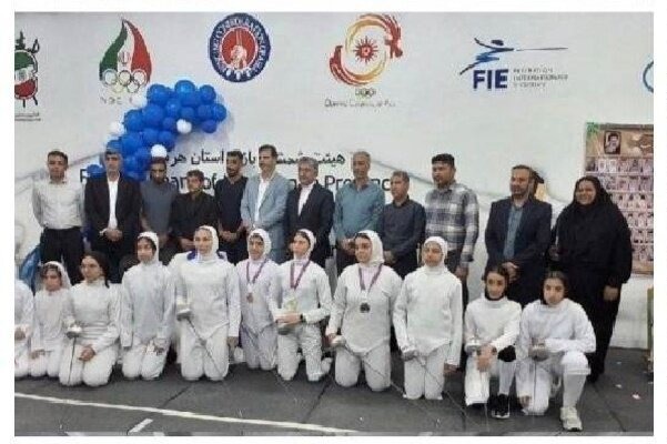 نخستین آکادمی شمشیربازی هرمزگان در بندرعباس افتتاح شد