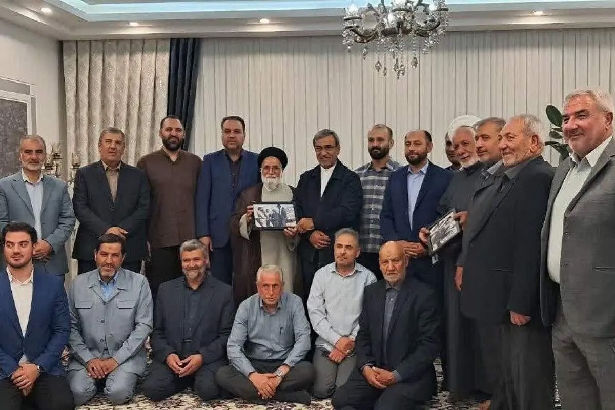 دیدار صمیمی استاندار خراسان رضوی با خانواده سردار شهید قاجاریان