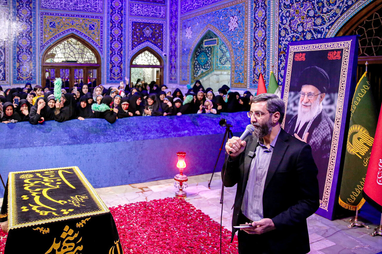 مرثیه‌خوانی سیدرضا نریمانی روایتگر دلتنگی مردم در رواق دارالذکر شد