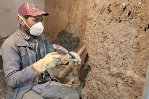 بازگشت به اصالت؛ مرمت مسجد محله پایین قاین آغاز شد